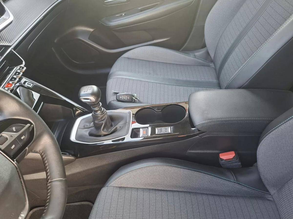peugeot-208-2021-gasolina-1199cc