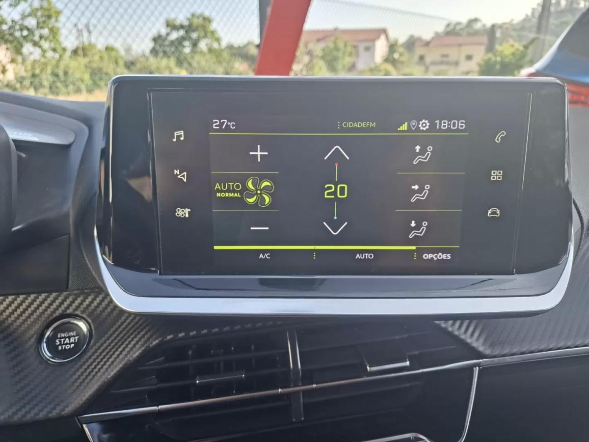 peugeot-208-2021-gasolina-1199cc