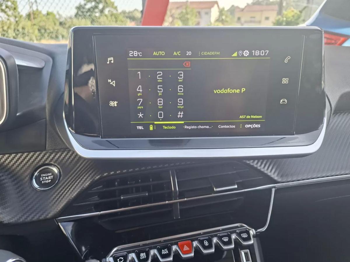 peugeot-208-2021-gasolina-1199cc