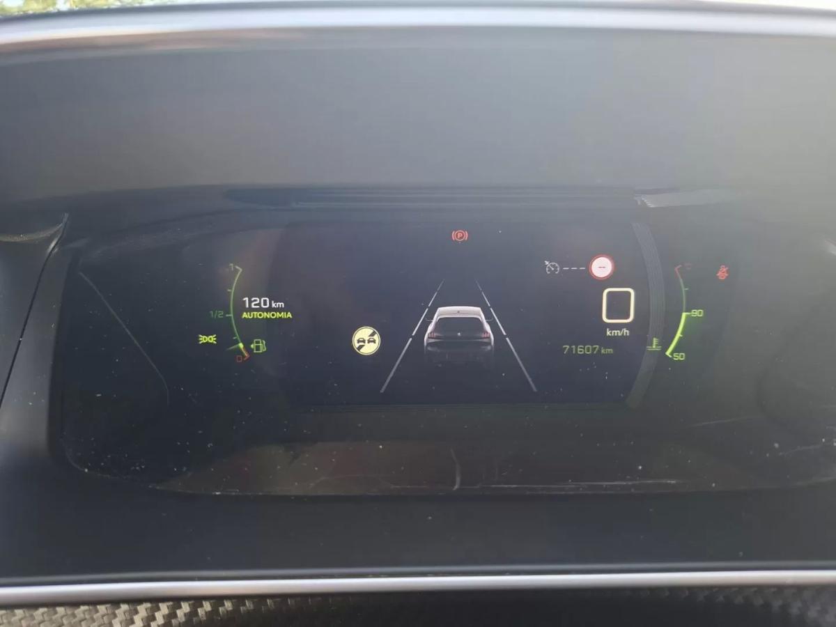 peugeot-208-2021-gasolina-1199cc
