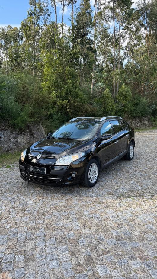renault-megane-sport-tourer-2011-diesel-1461cc