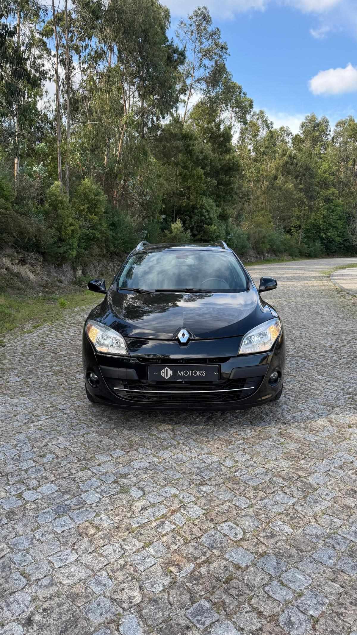 renault-megane-sport-tourer-2011-diesel-1461cc