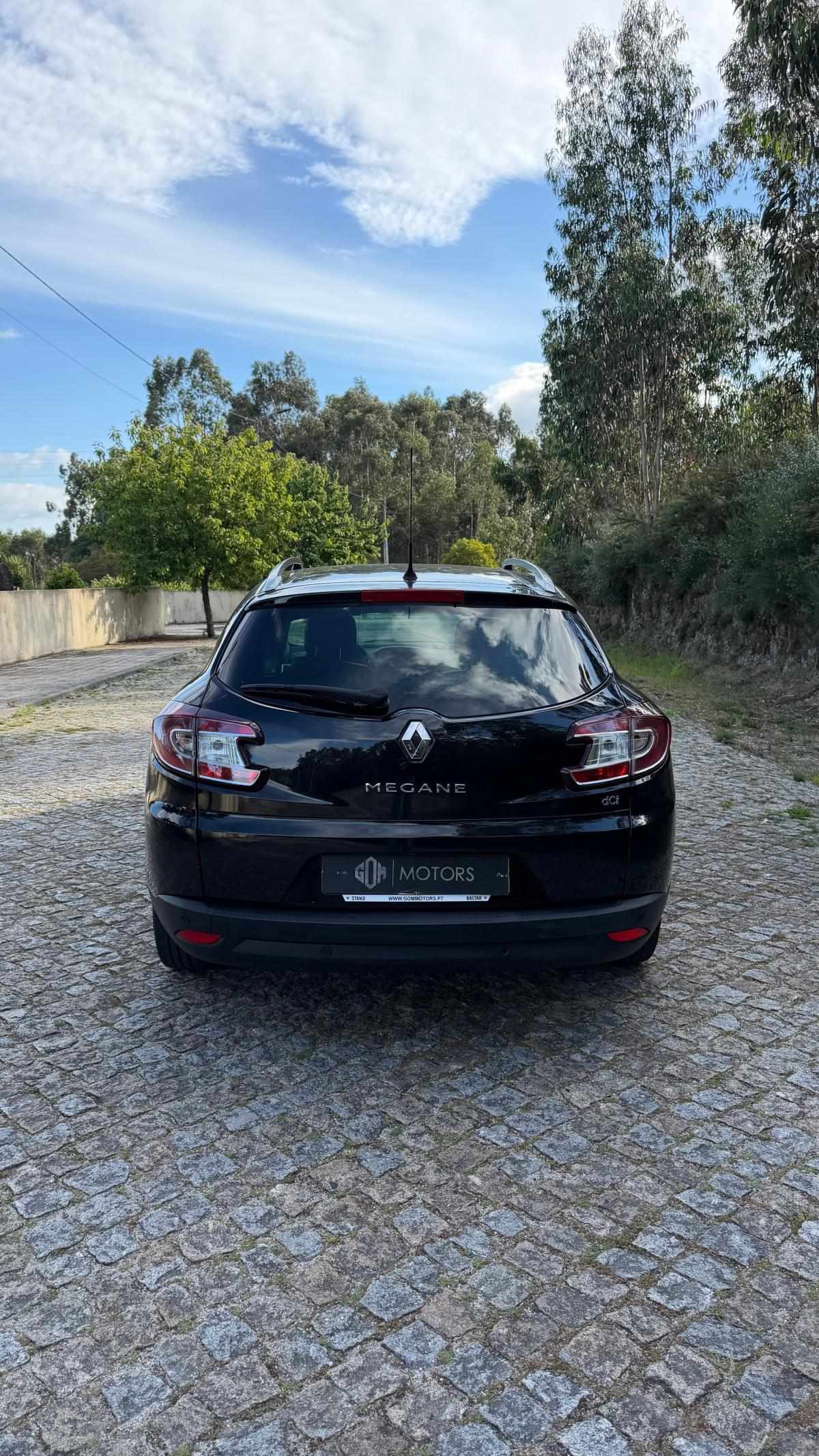 renault-megane-sport-tourer-2011-diesel-1461cc