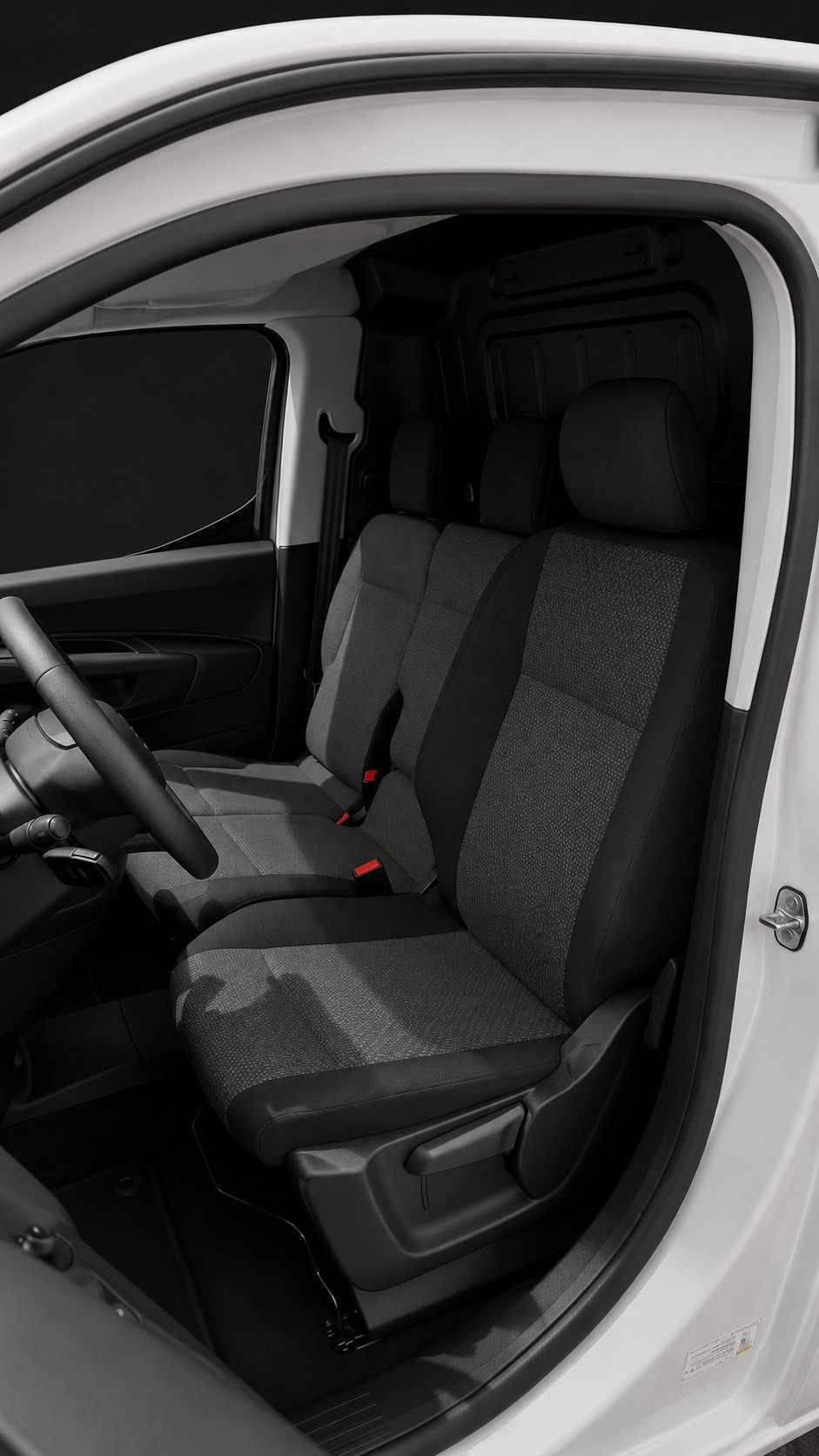 citroen-berlingo-2023-diesel-1499cc