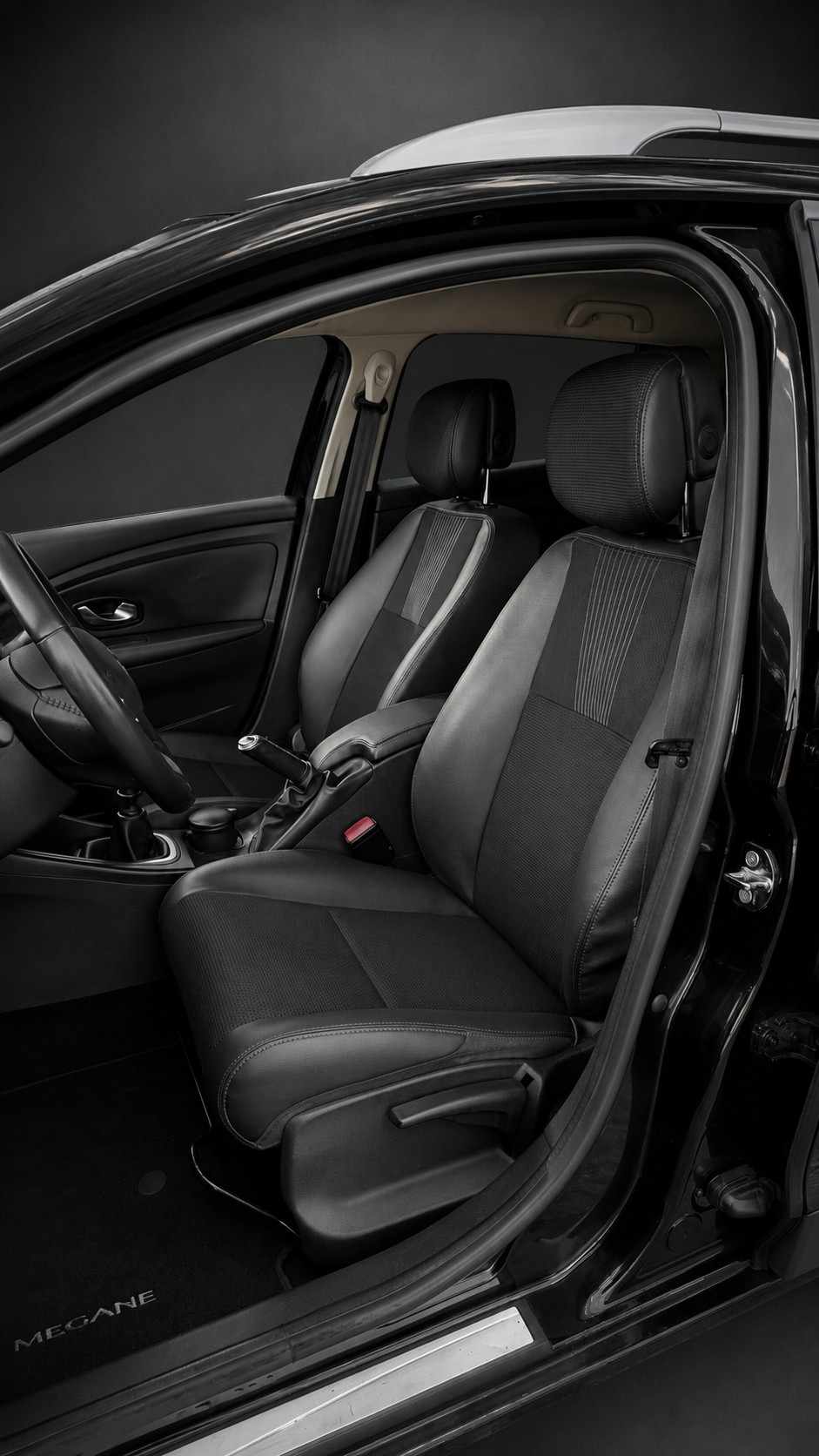 renault-megane-sport-tourer-2011-diesel-1461cc