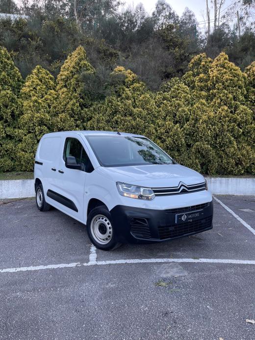 citroen-berlingo-2023-diesel-1499cc