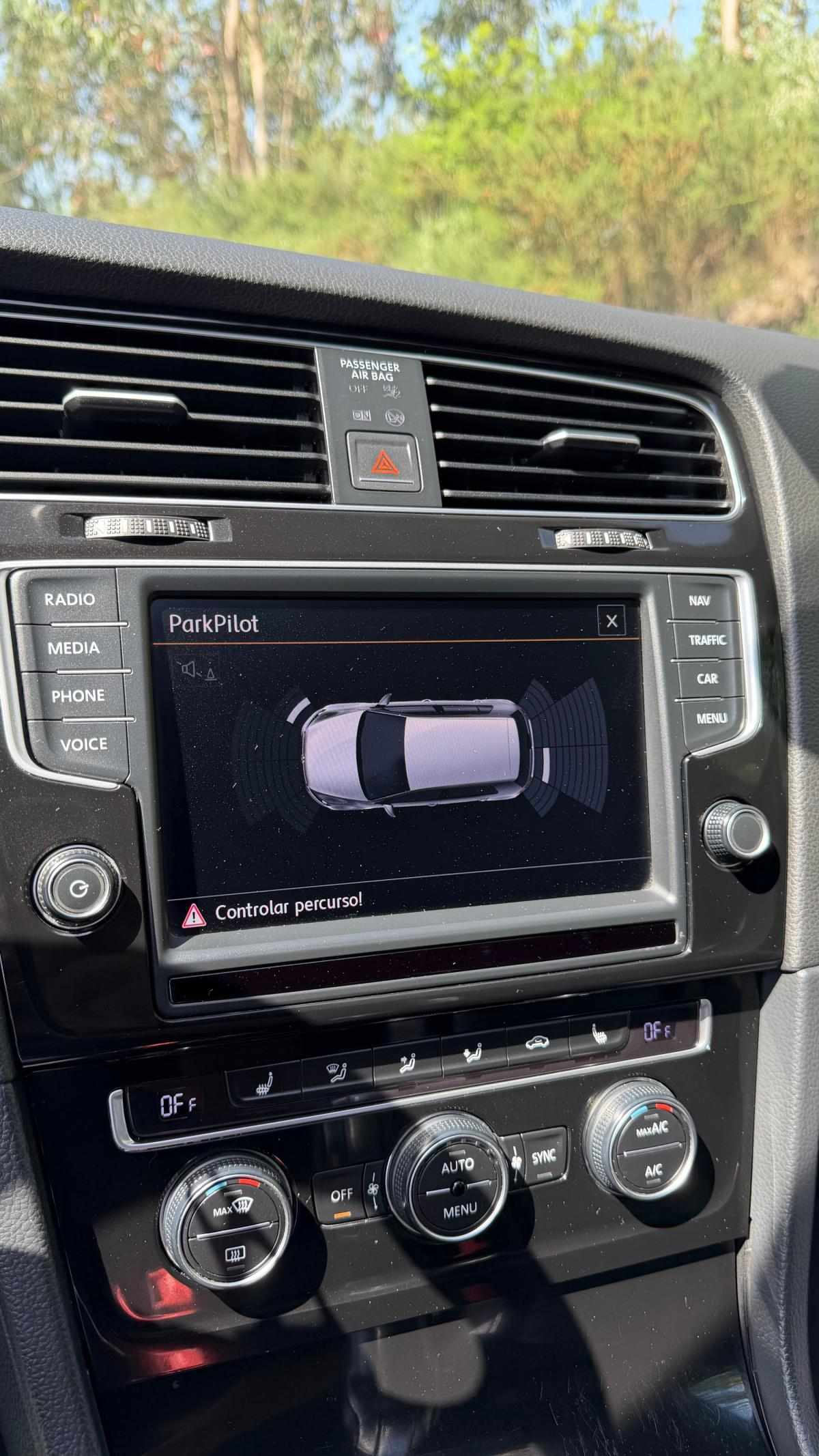 volkswagen-golf-2014-gasolina-1984cc