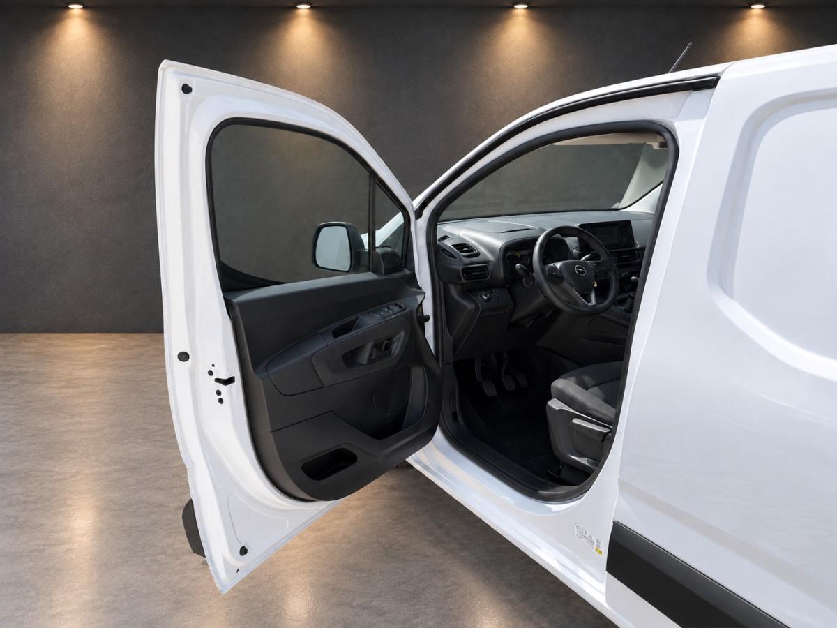 opel-combo-2023-diesel-1499cc