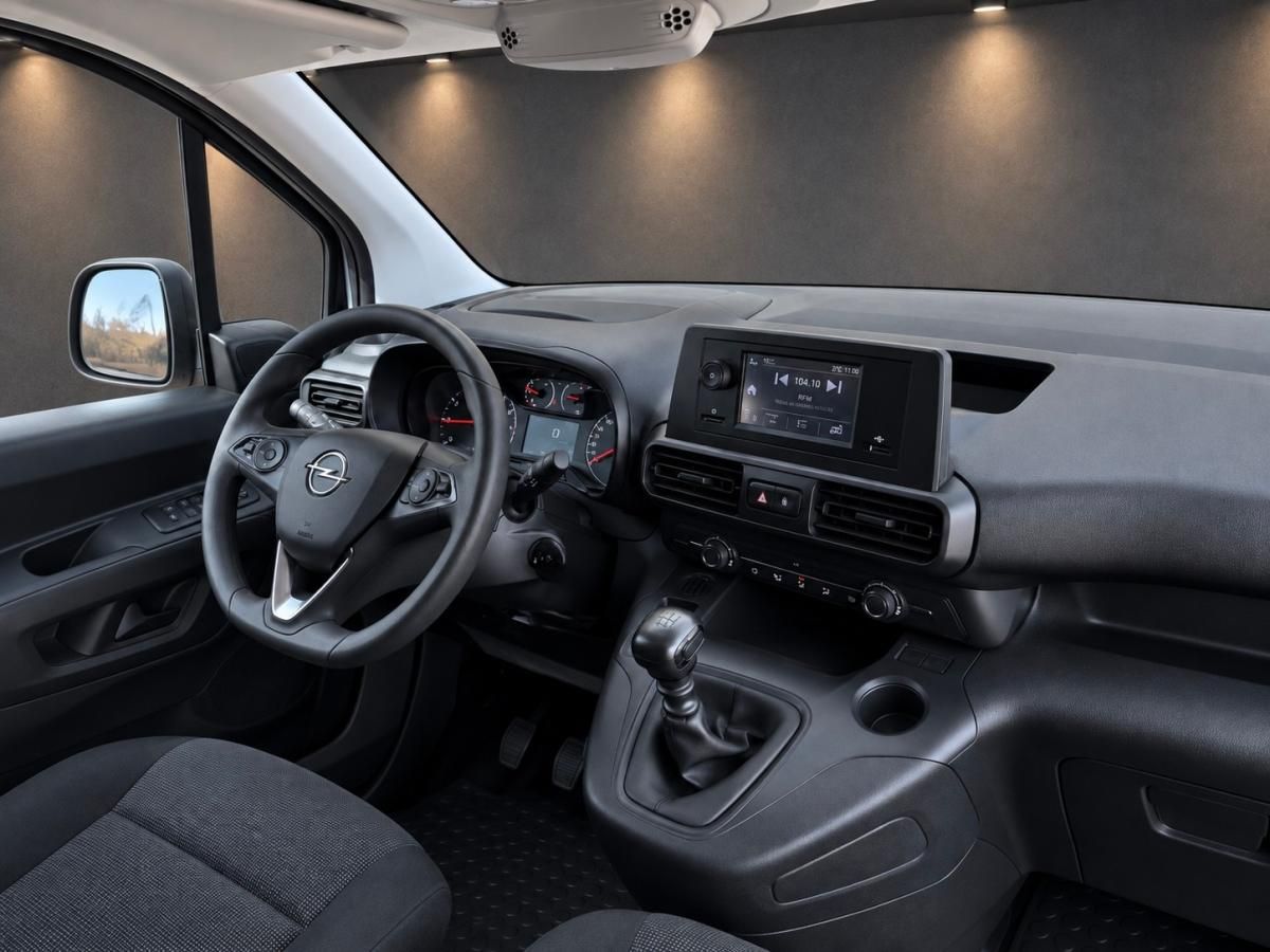 opel-combo-2023-diesel-1499cc