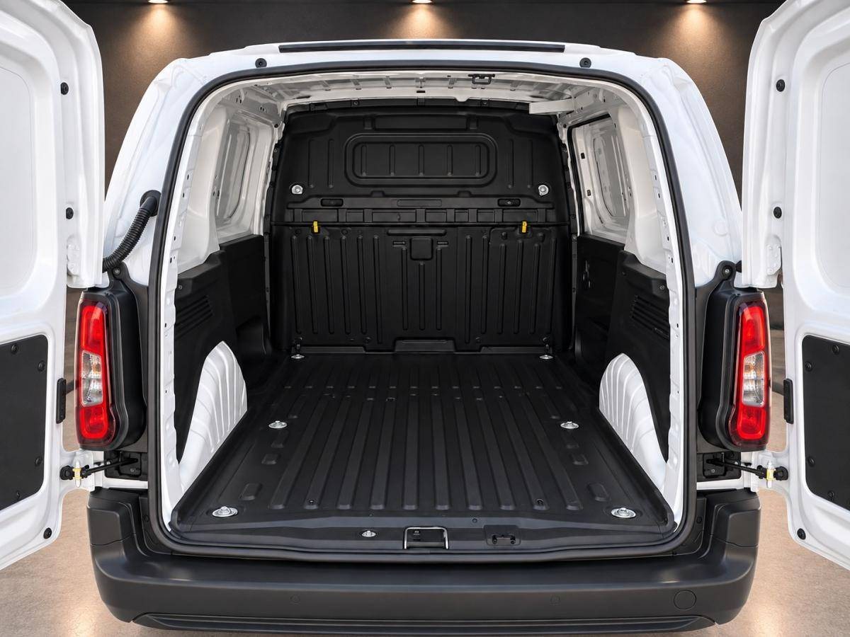 opel-combo-2023-diesel-1499cc
