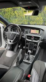 volvo-v40-2018-diesel-1969cc