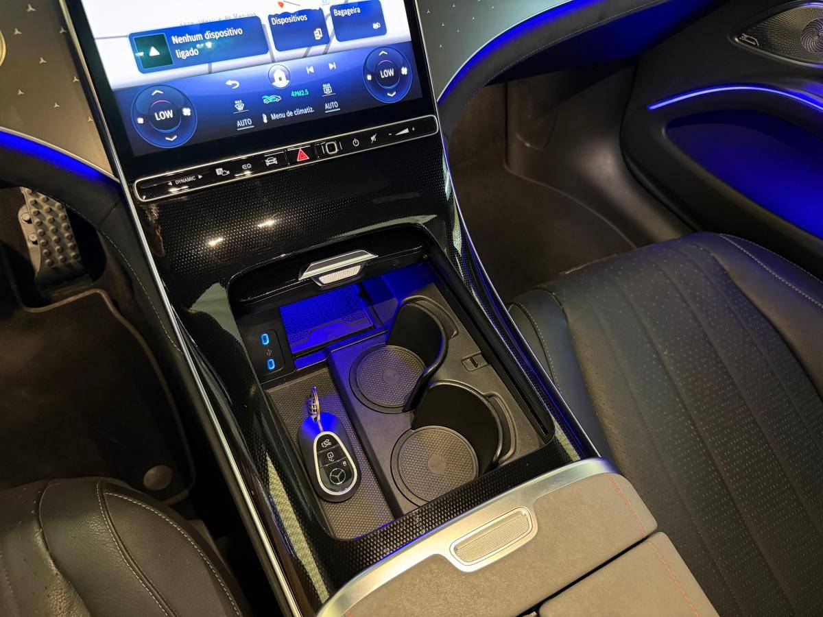 mercedes-benz-eqs-2023-eletrico-500cc