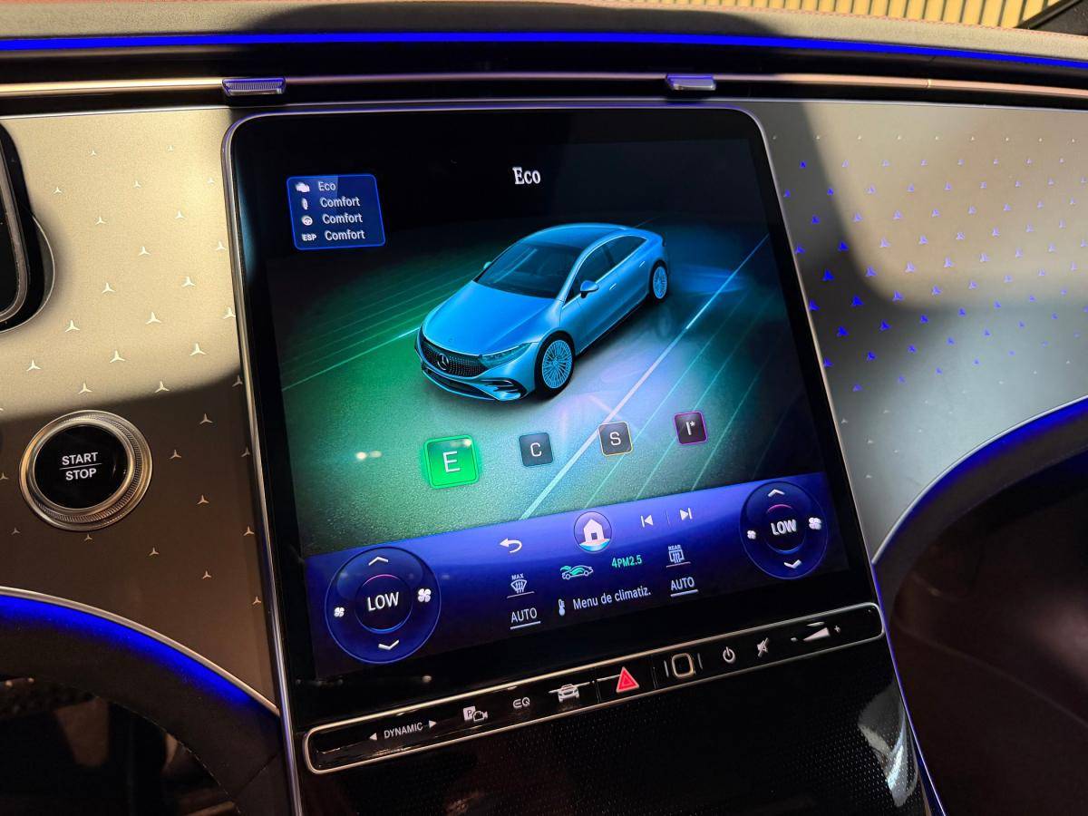 mercedes-benz-eqs-2023-eletrico-500cc