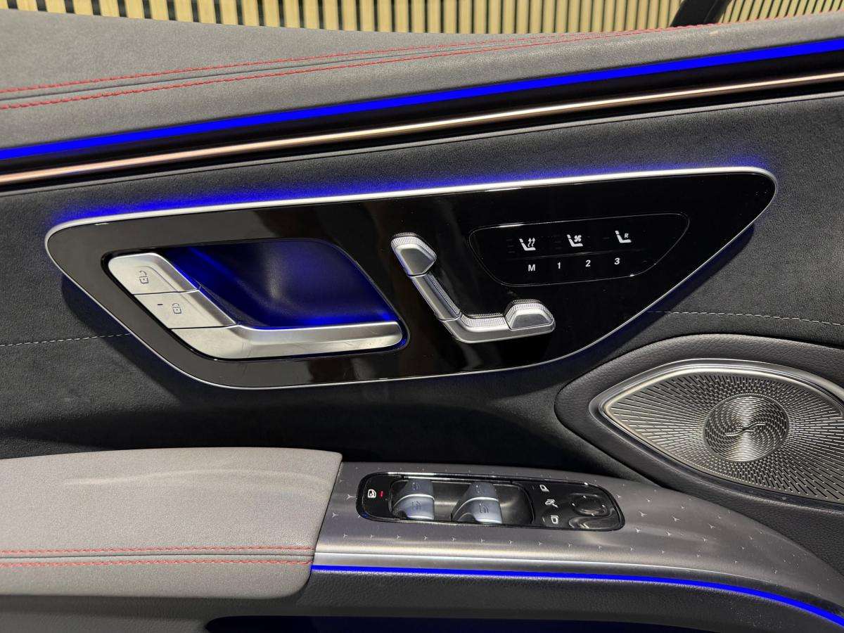 mercedes-benz-eqs-2023-eletrico-500cc