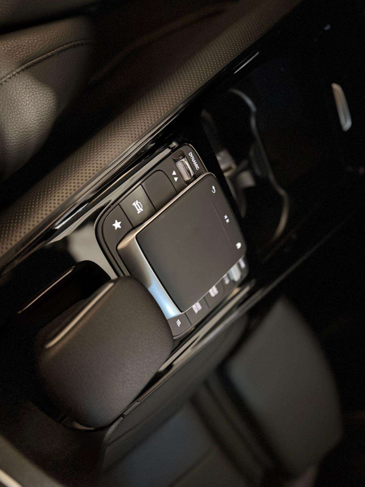 mercedes-benz-gla-2021-hibrido-a-gasolina-1332cc