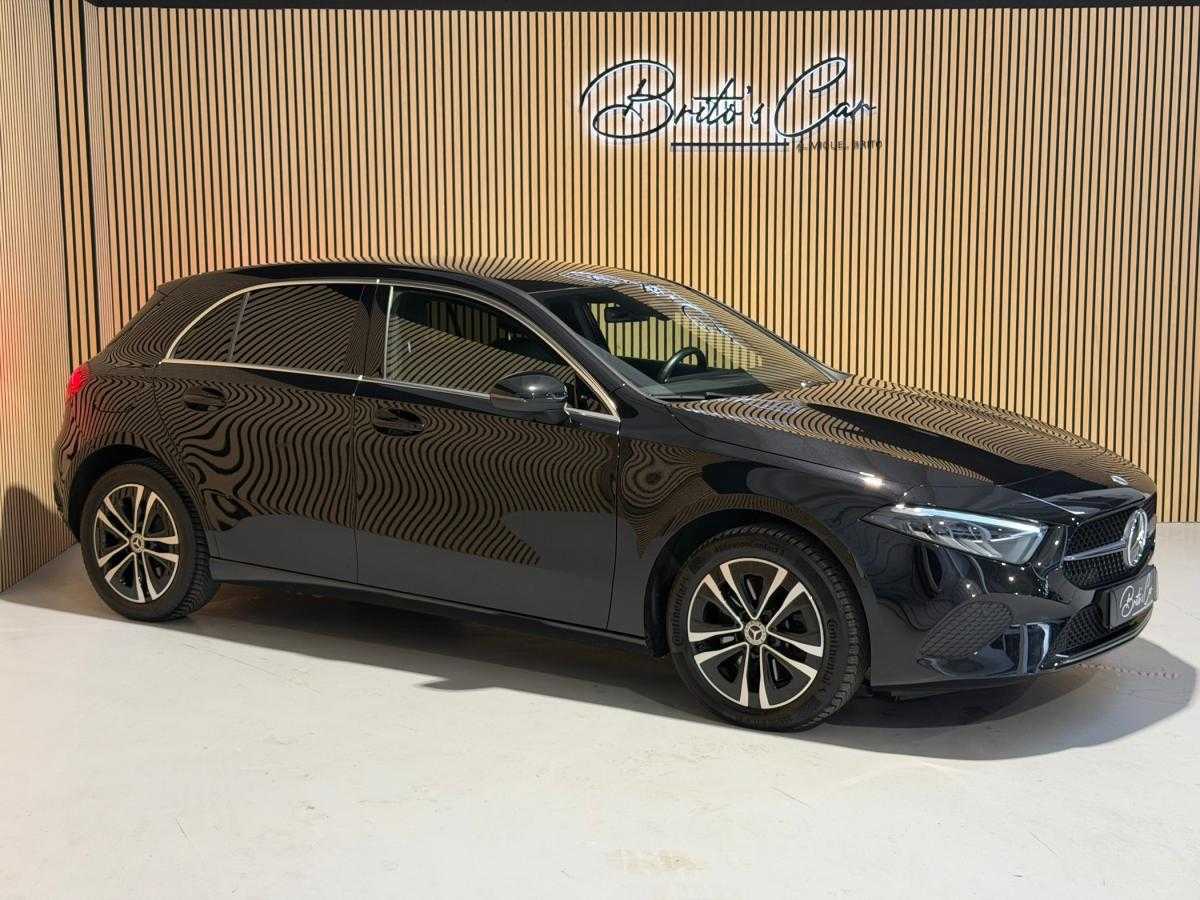 mercedes-benz-classe-a-2023-hibrido-a-gasolina-1332cc