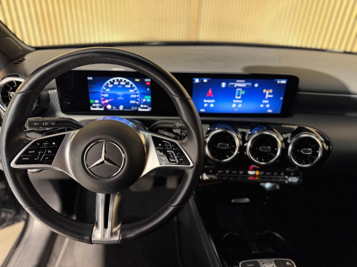 mercedes-benz-classe-a-2023-hibrido-a-gasolina-1332cc