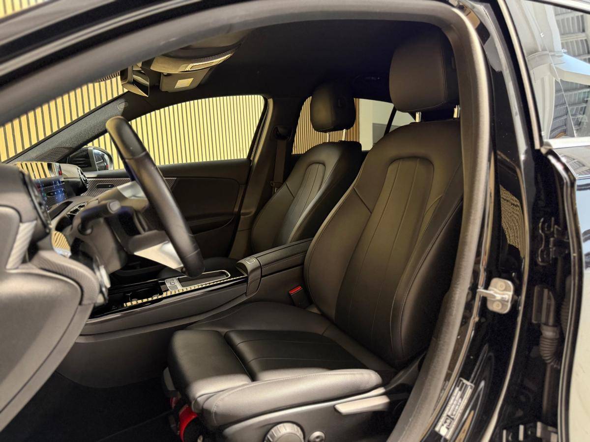 mercedes-benz-classe-a-2023-hibrido-a-gasolina-1332cc
