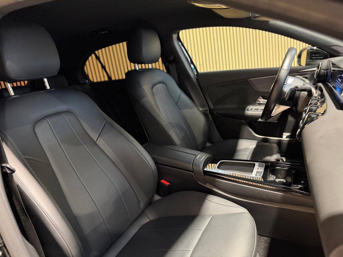mercedes-benz-classe-a-2023-hibrido-a-gasolina-1332cc