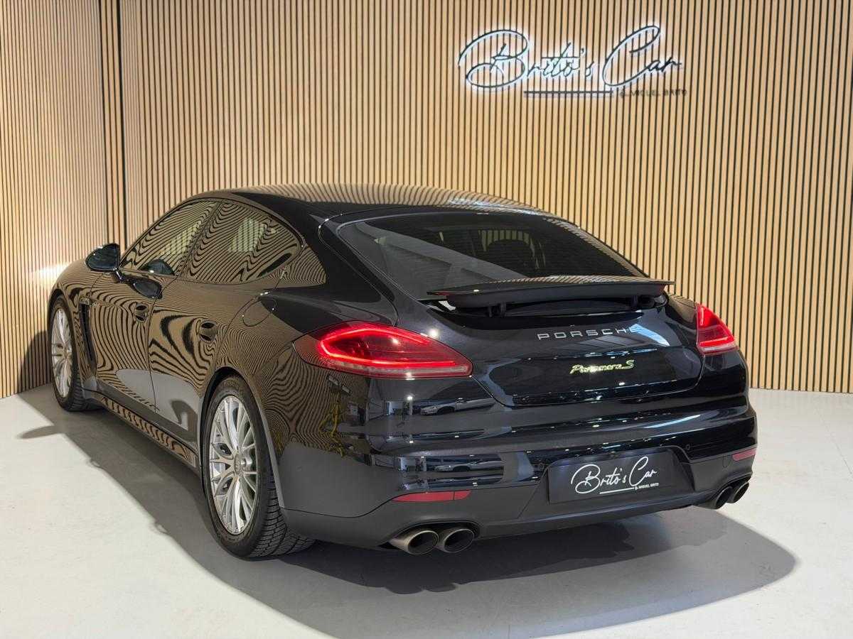 porsche-panamera-2016-hibrido-a-gasolina-2995cc