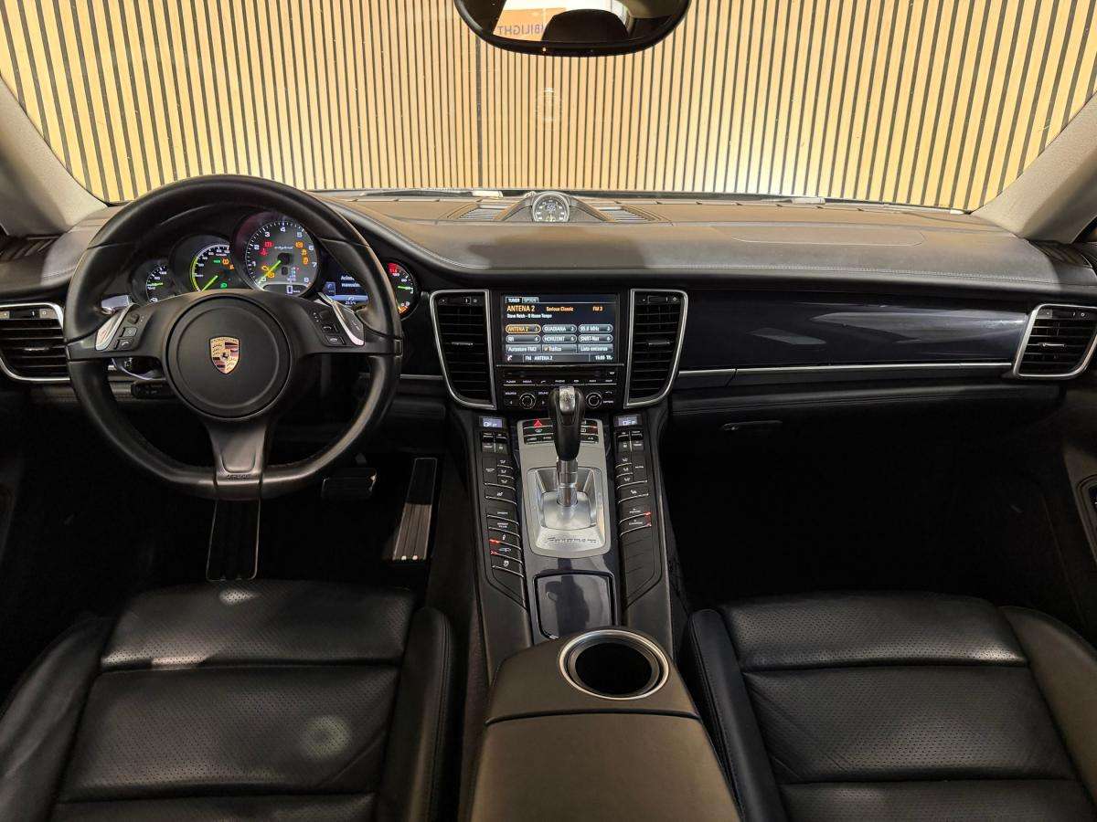 porsche-panamera-2016-hibrido-a-gasolina-2995cc