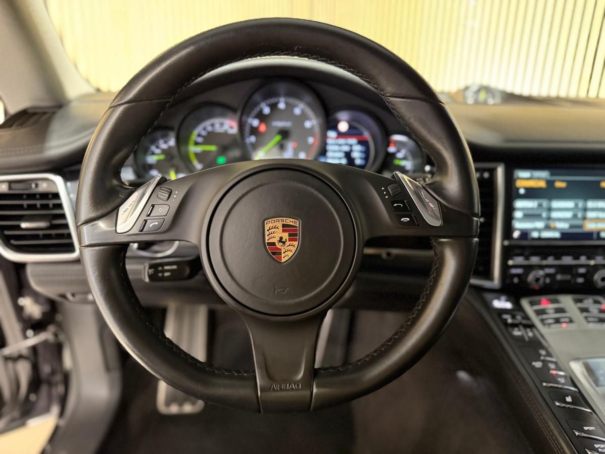 porsche-panamera-2016-hibrido-a-gasolina-2995cc