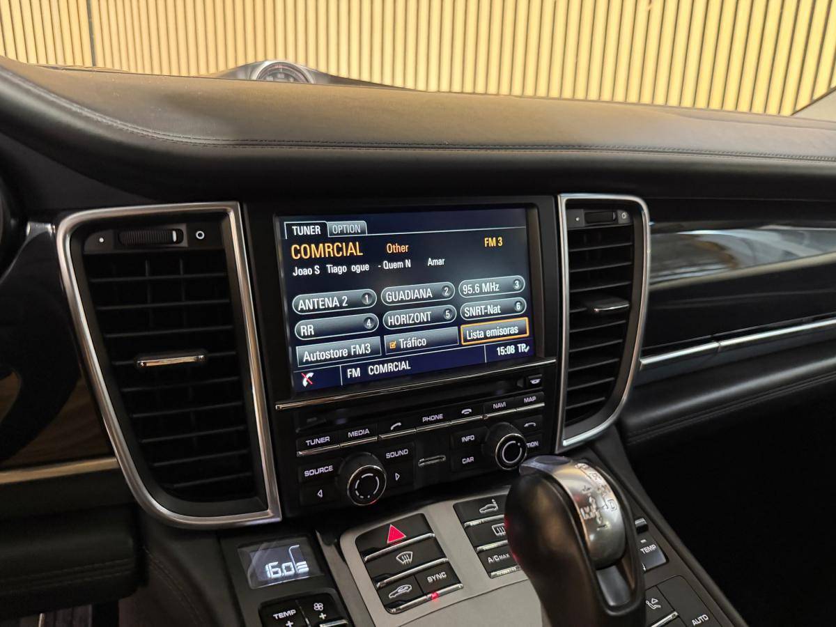 porsche-panamera-2016-hibrido-a-gasolina-2995cc