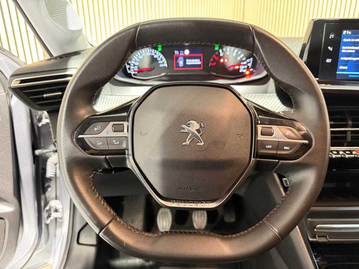 peugeot-208-2022-diesel-1499cc