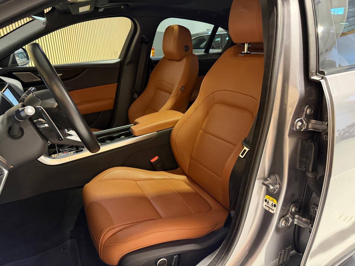 jaguar-xe-2023-gasolina-1997cc