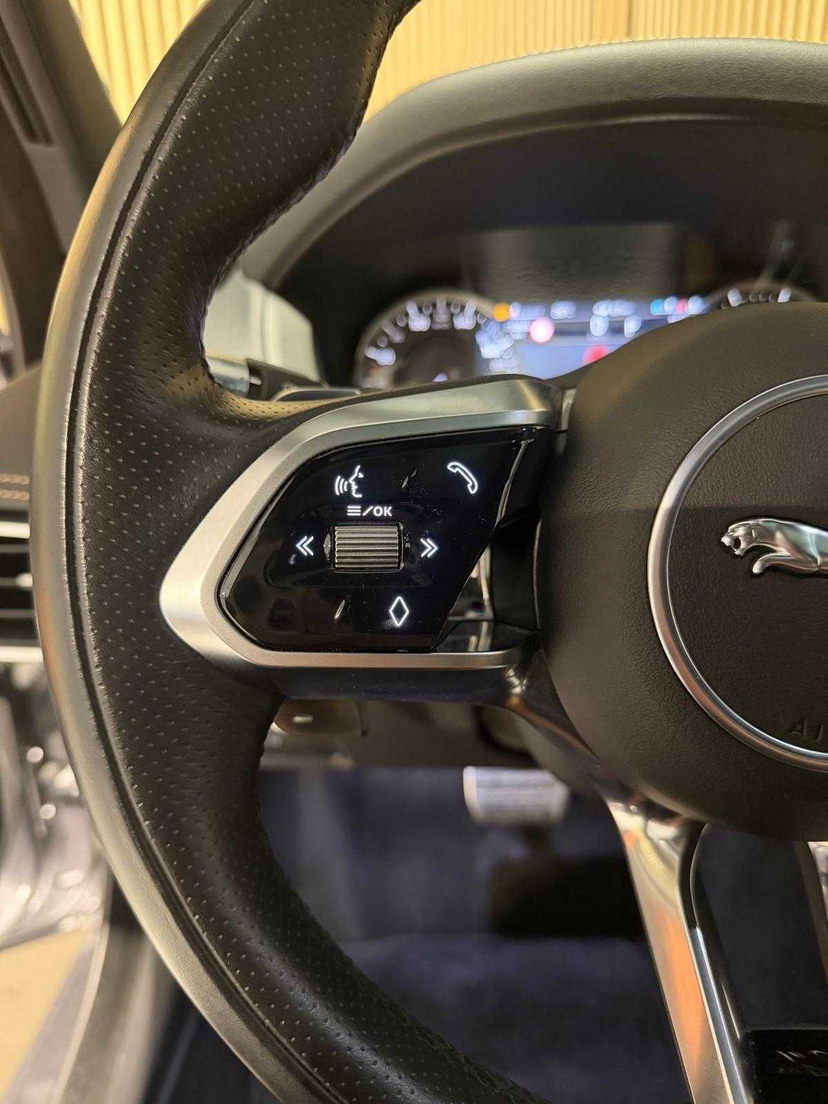jaguar-xe-2023-gasolina-1997cc