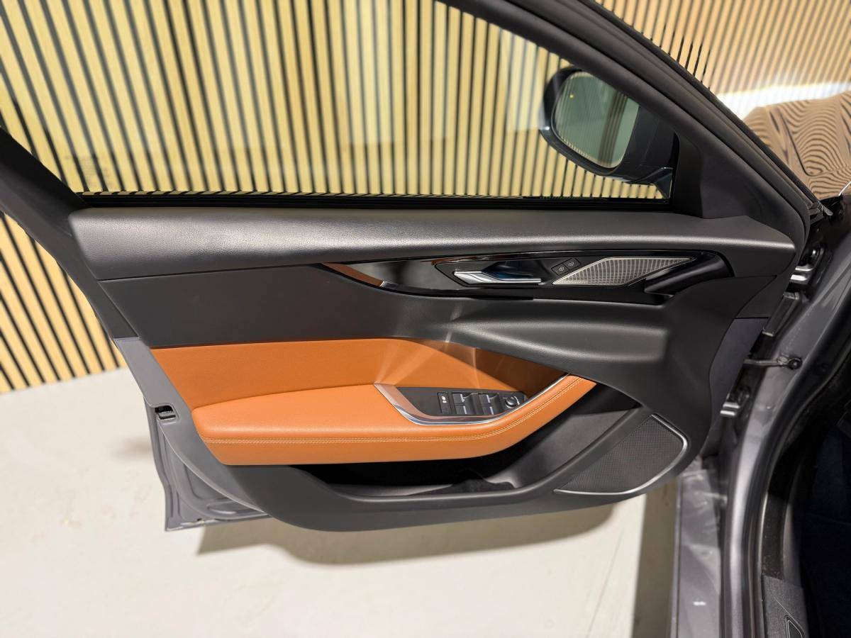 jaguar-xe-2023-gasolina-1997cc