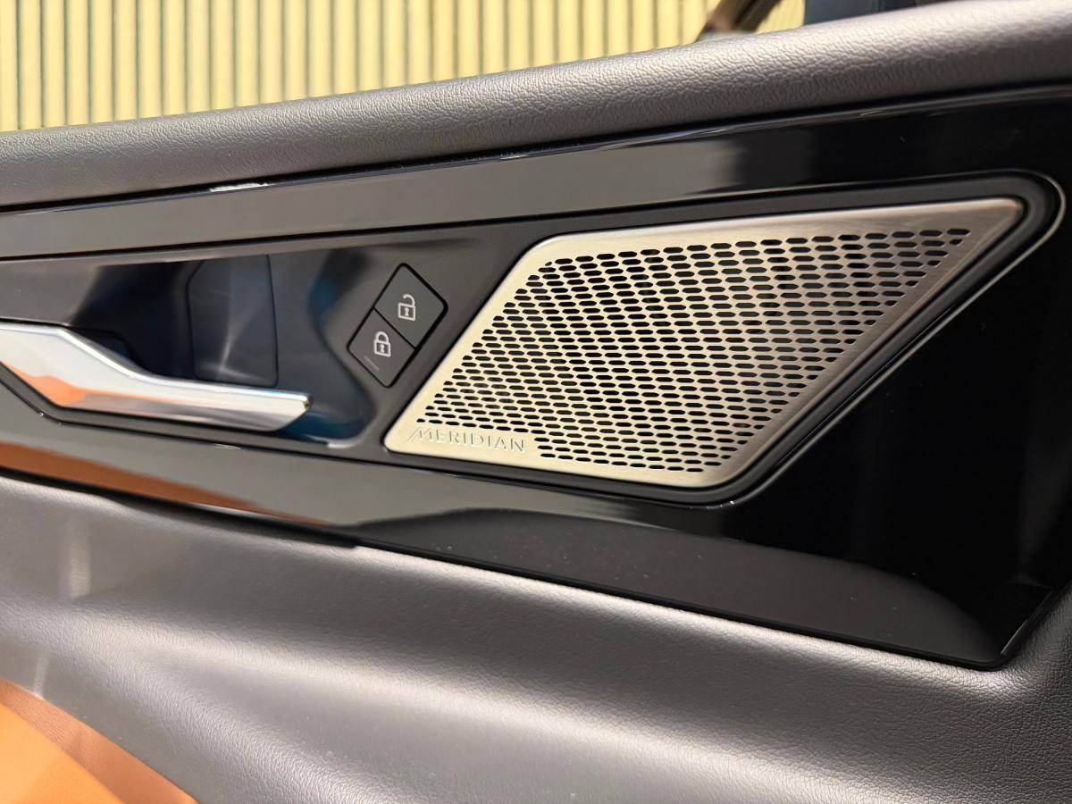 jaguar-xe-2023-gasolina-1997cc