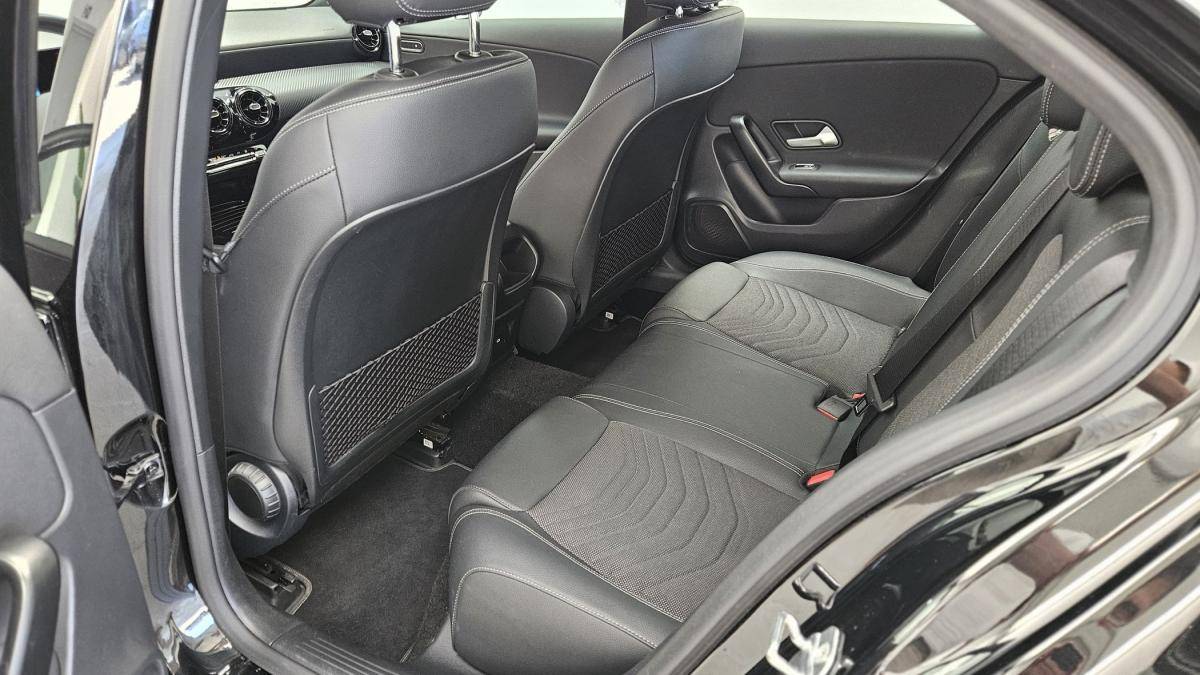 mercedes-benz-classe-a-2023-hibrido-a-gasolina-1332cc