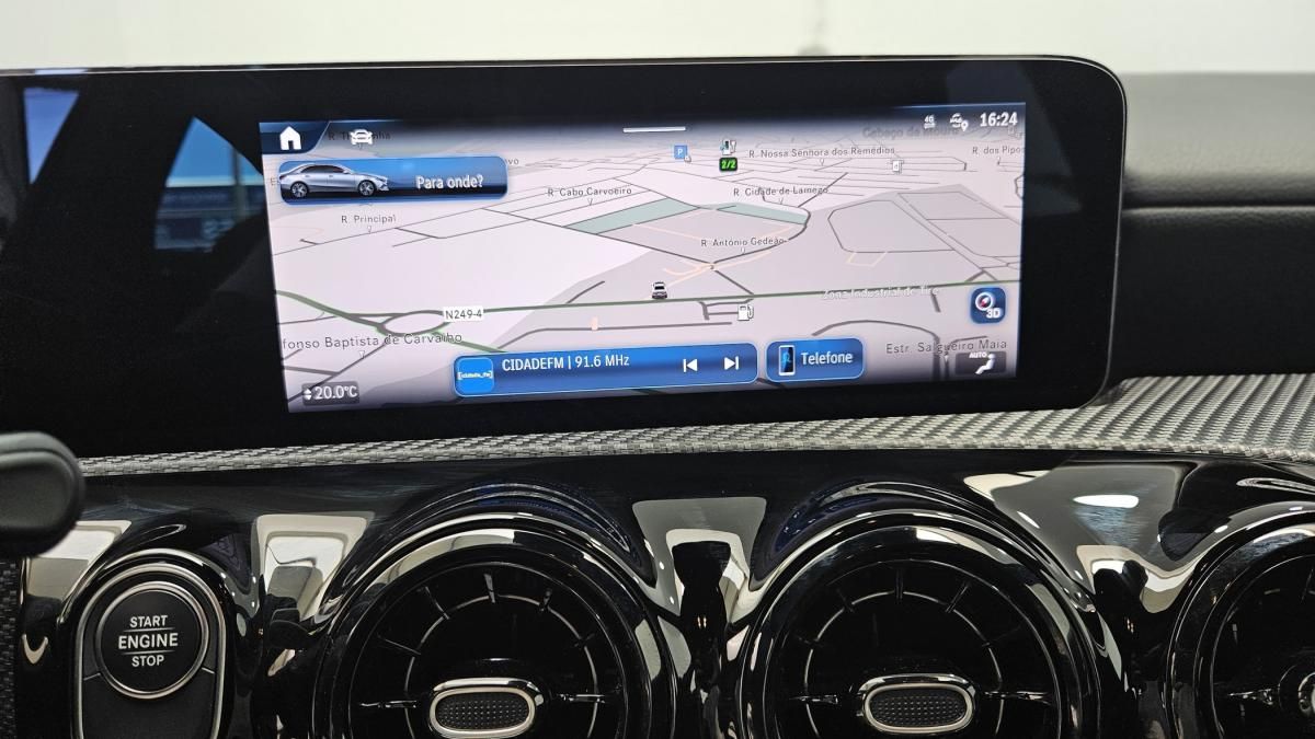 mercedes-benz-classe-a-2023-hibrido-a-gasolina-1332cc