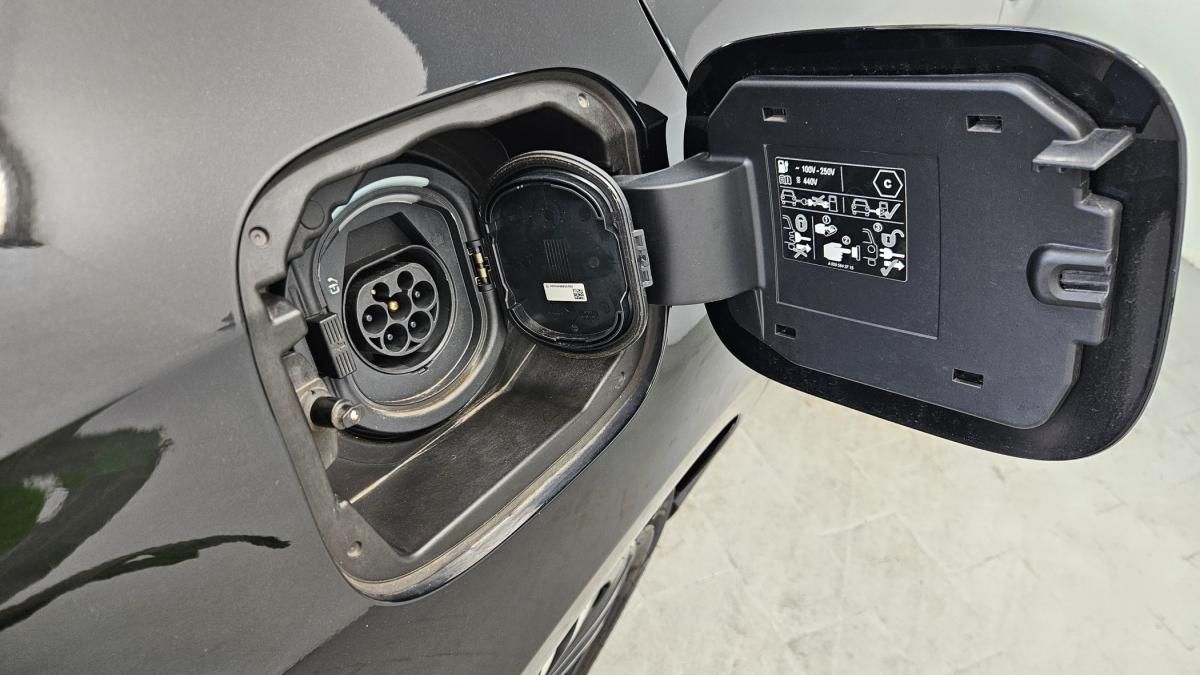 mercedes-benz-classe-a-2023-hibrido-a-gasolina-1332cc