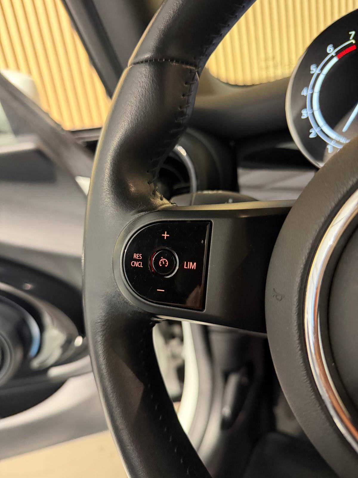 mini-cabrio-2022-gasolina-1499cc