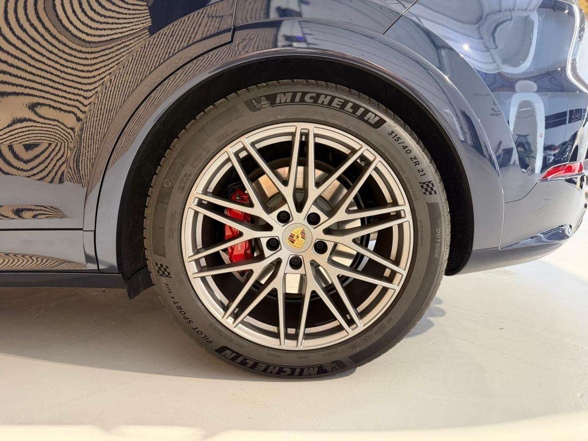 porsche-cayenne-2026-hibrido-a-gasolina-2995cc
