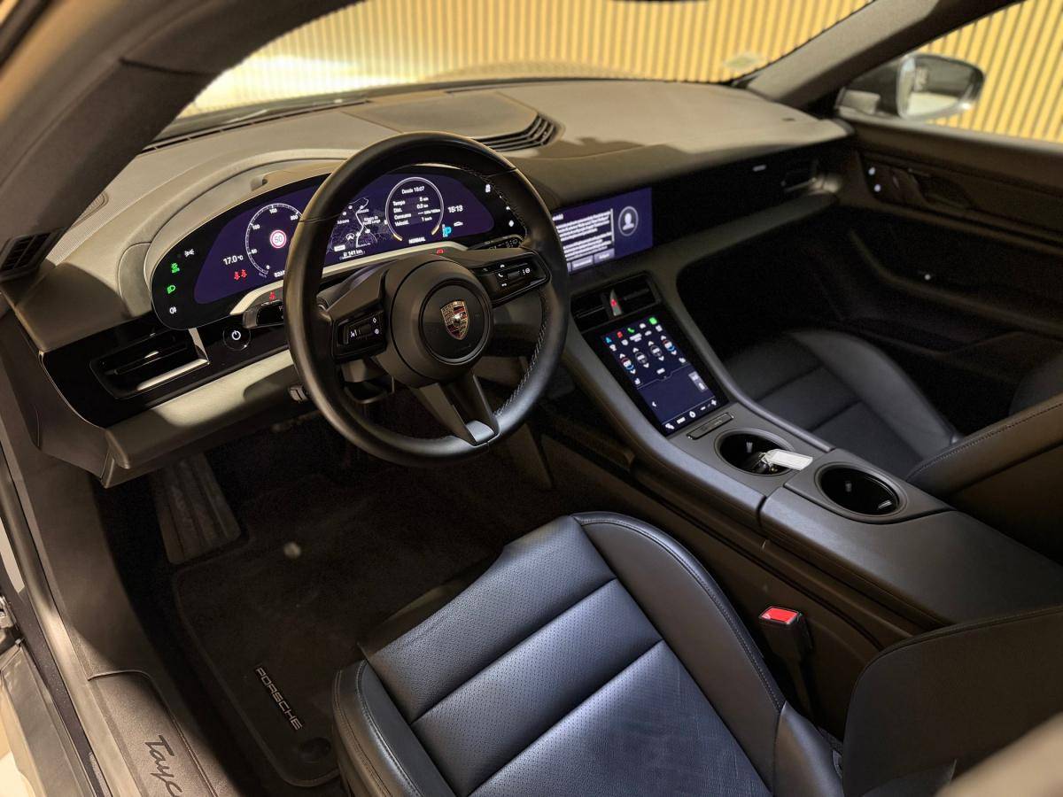 porsche-taycan-2023-eletrico-500cc
