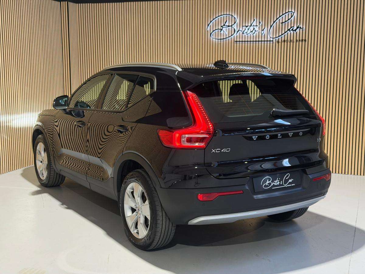 volvo-xc40-2022-gasolina-1477cc