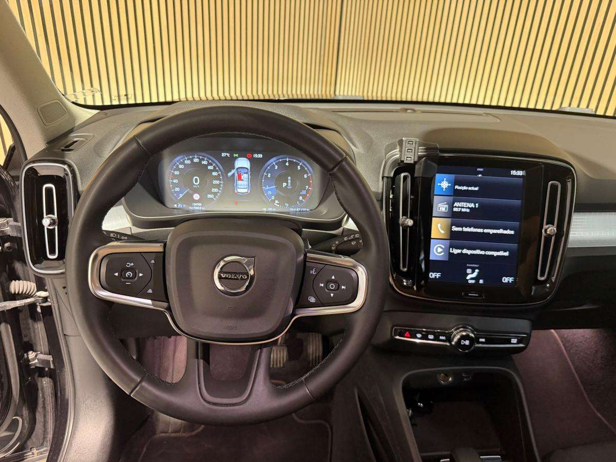 volvo-xc40-2022-gasolina-1477cc