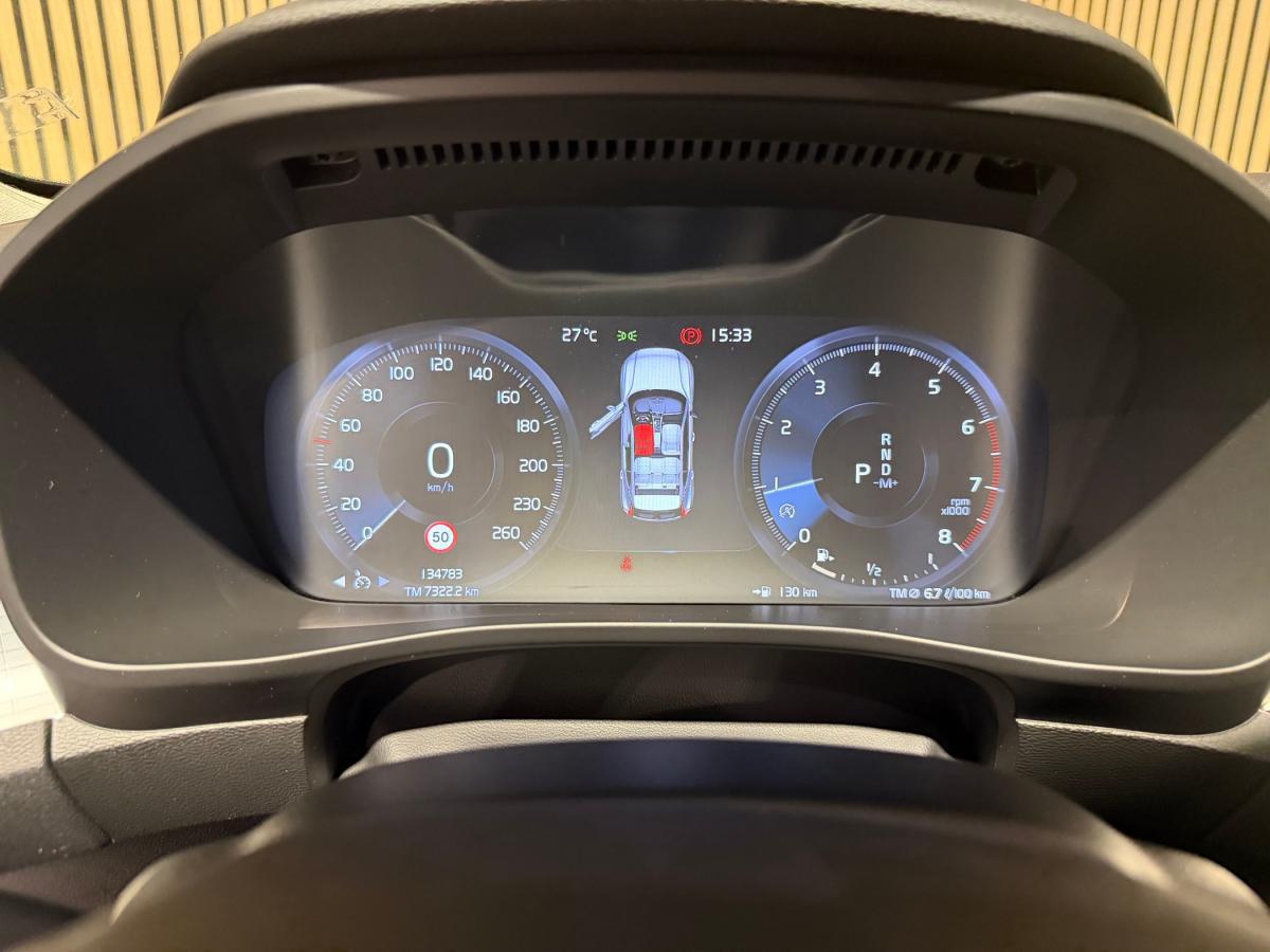 volvo-xc40-2022-gasolina-1477cc