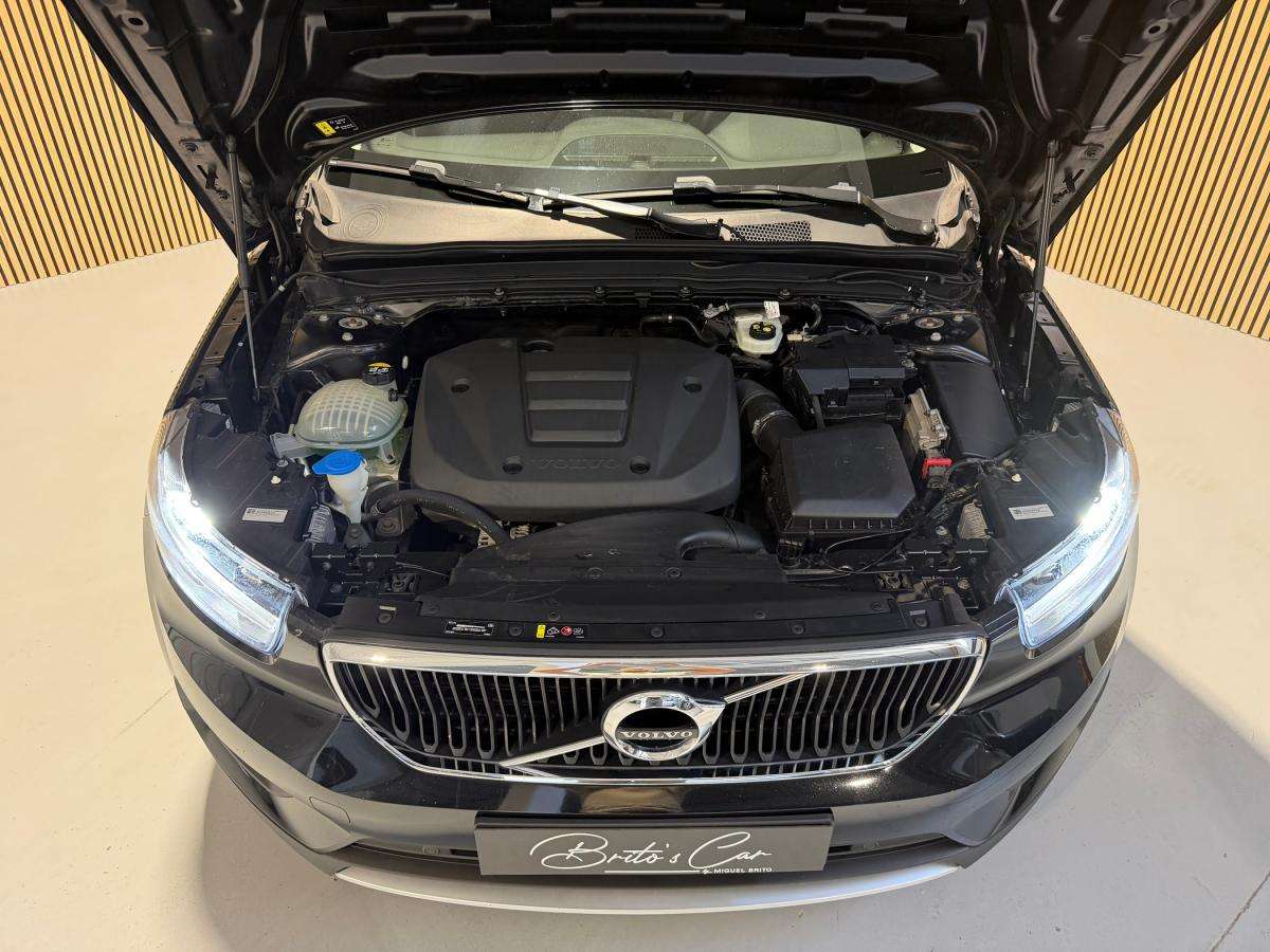 volvo-xc40-2022-gasolina-1477cc