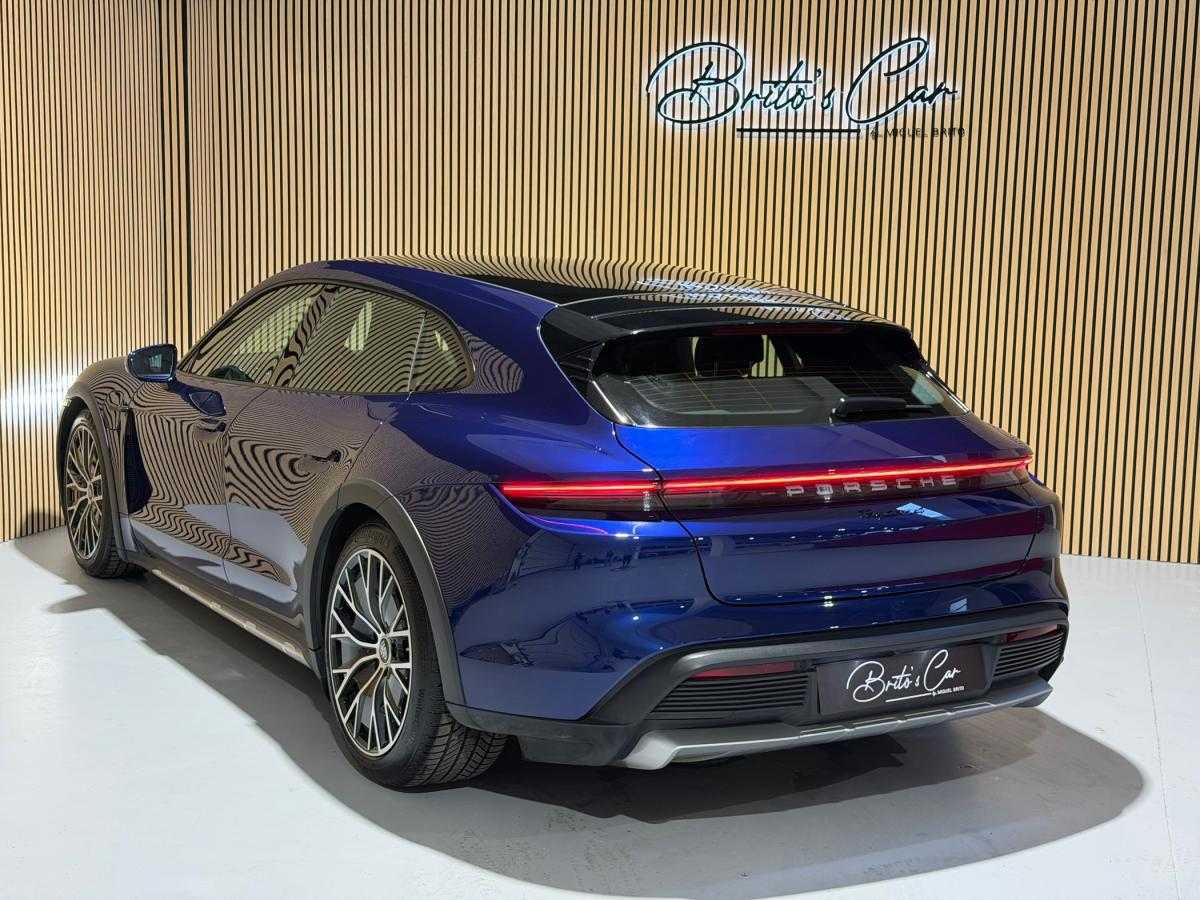 porsche-taycan-2024-eletrico-500cc