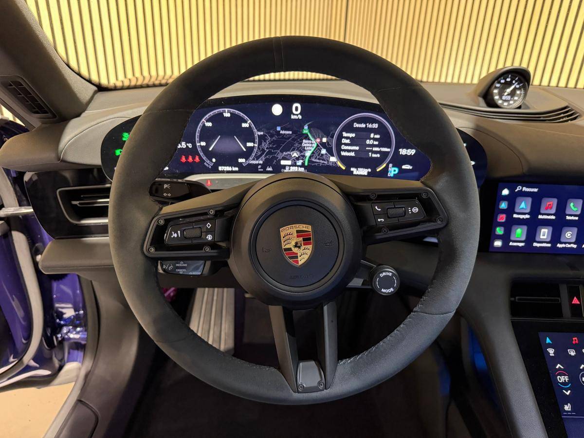 porsche-taycan-2024-eletrico-500cc