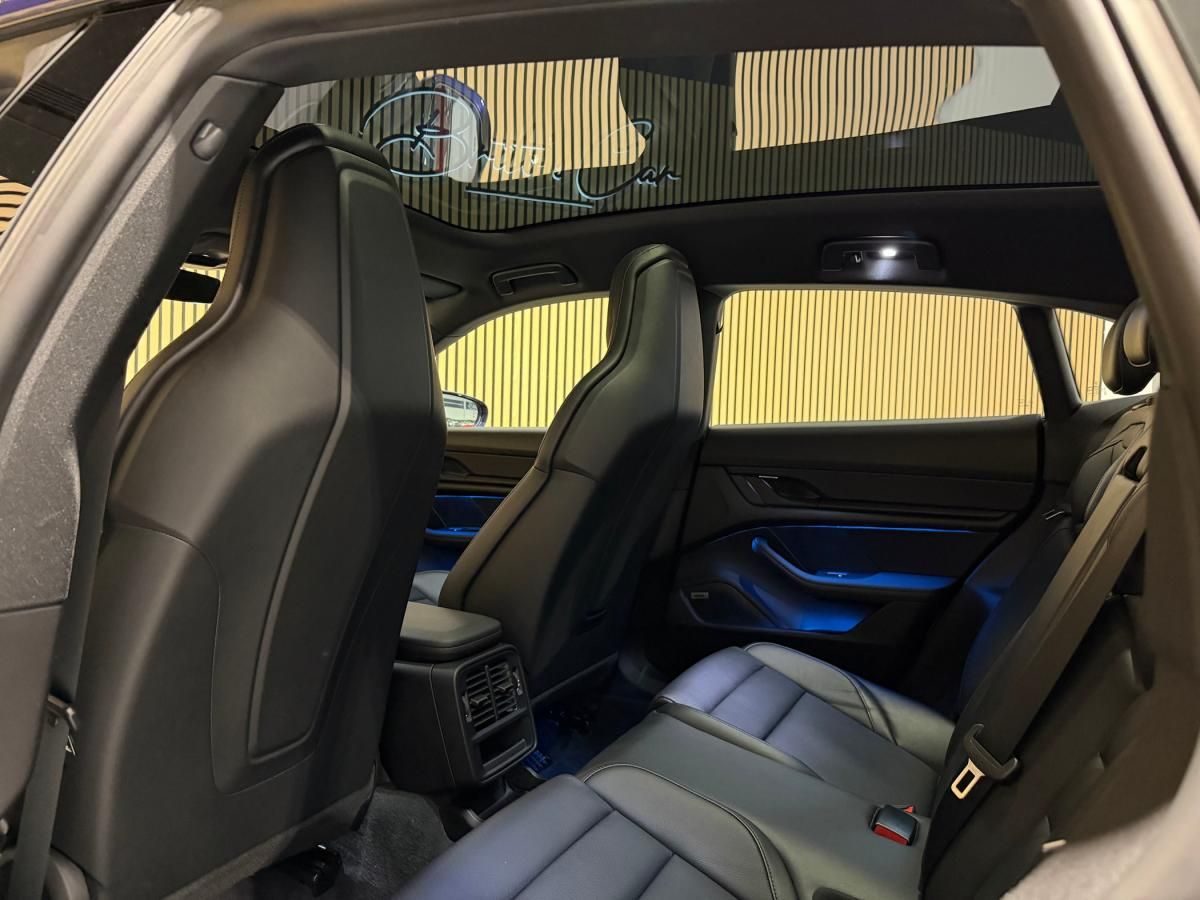 porsche-taycan-2024-eletrico-500cc