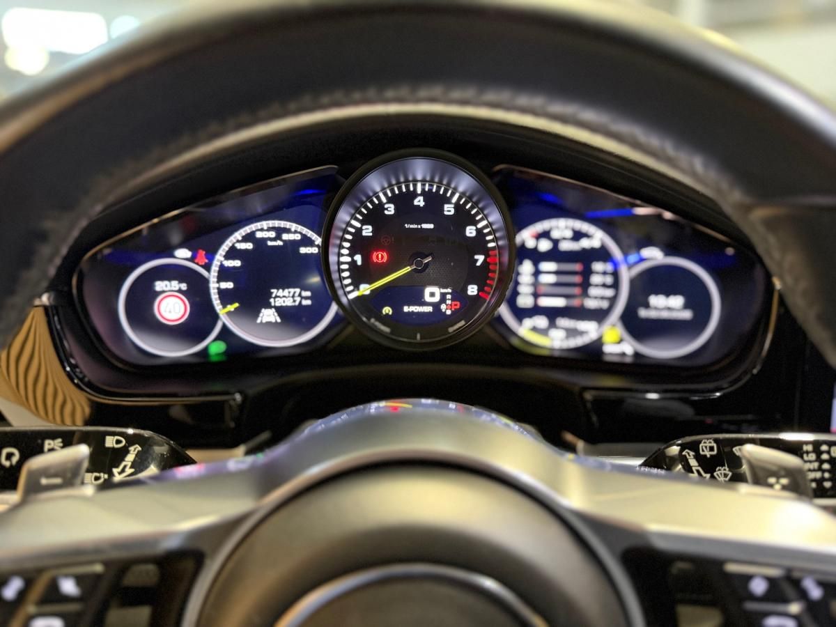 porsche-panamera-sport-turismo-2019-hibrido-a-gasolina-2894cc