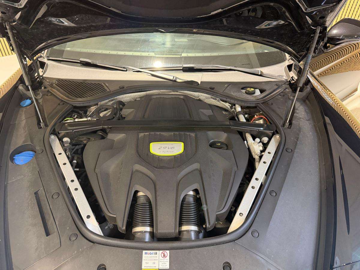 porsche-panamera-sport-turismo-2019-hibrido-a-gasolina-2894cc