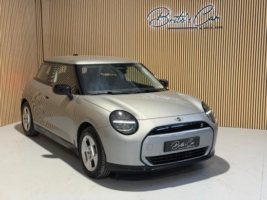 mini-cooper-2024-eletrico-500cc