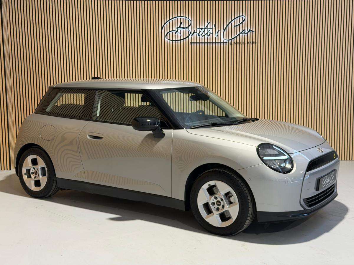 mini-cooper-2024-eletrico-500cc