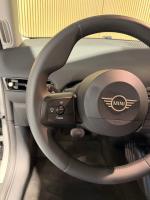mini-cooper-2024-eletrico-500cc